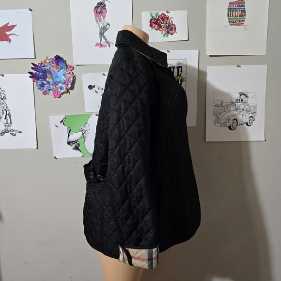 Buberry Coat - Picture 8 of 9